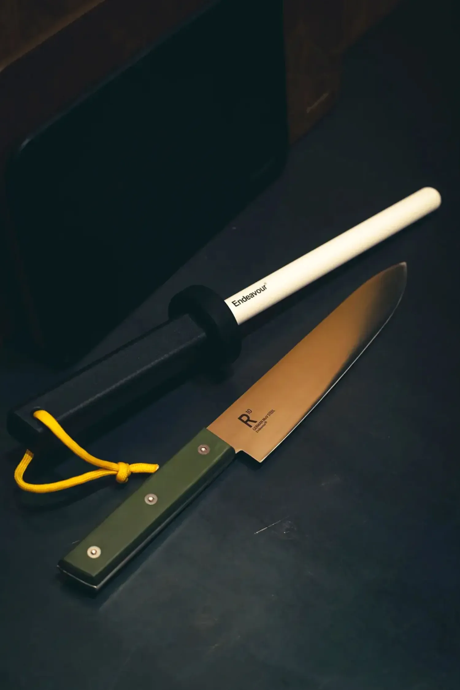 - R10 Kokkekniv - 20 cm*Endeavour Online