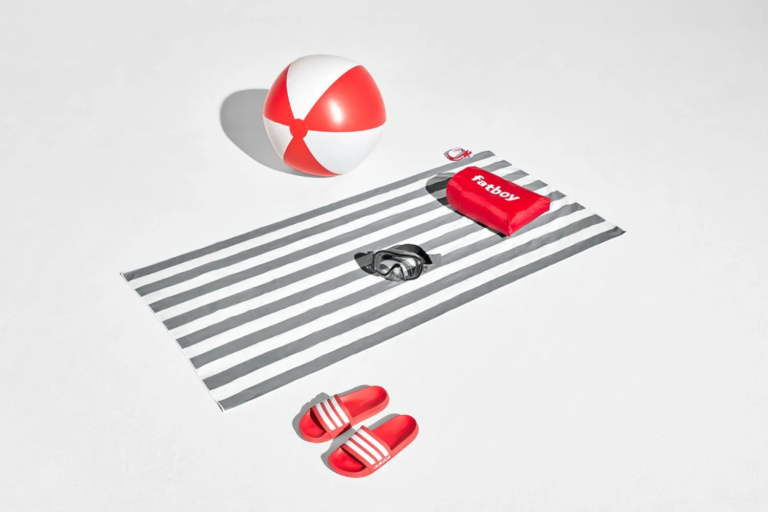 - Strandhåndklæde m. pude - Beach Buggy - 165x80 cm - Grå*Fatboy Hot