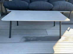 Friis Furniture - Agnes havebord - Fiber cement - 100x50x38 cm^