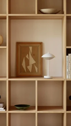 - Bordlampe - Musling™ Portable - Hvid*Fritz Hansen Clearance