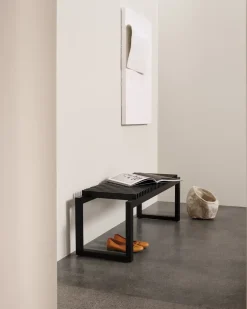 Fritz Hansen - Cutter Bænk - Sort - L 120 cm^​​​​​​​Fritz Hansen Hot