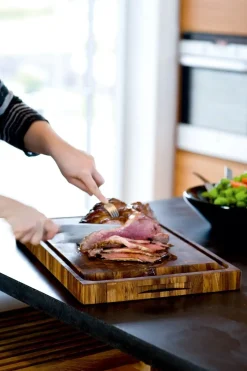 Fritz Hansen - Skærebræt - Dania - 35 x 56 cm - Teak*​​​​​​​Fritz Hansen Discount