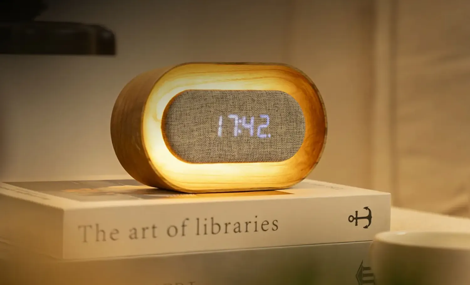 - Lumos Clock - Vækkeur - Hvid ask*Gingko