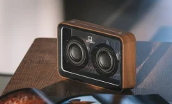 - Mage See-through Bluetooth Speaker - Walnut^Gingko Online
