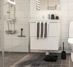 - Badskraber - Orthilia - Sort*Habo Best