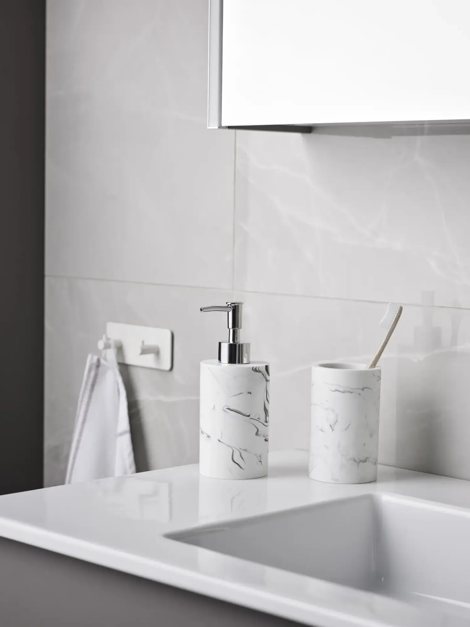 - Sæbedispenser - Marble/Marmor - H: 18 cm*Habo