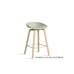 - AAS 32 Barstol - Pastel Green 2.0 - Ben: vandbaseret lak - Sort fodstøtte - Lav model^Hay Online