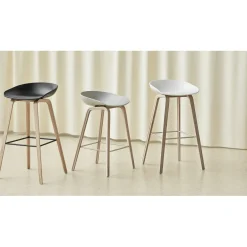 - Barstol - AAS 32 - About A Stool - Khaki 2.0 - Ben: eg/vandbaseret lak - Lav model*Hay Best