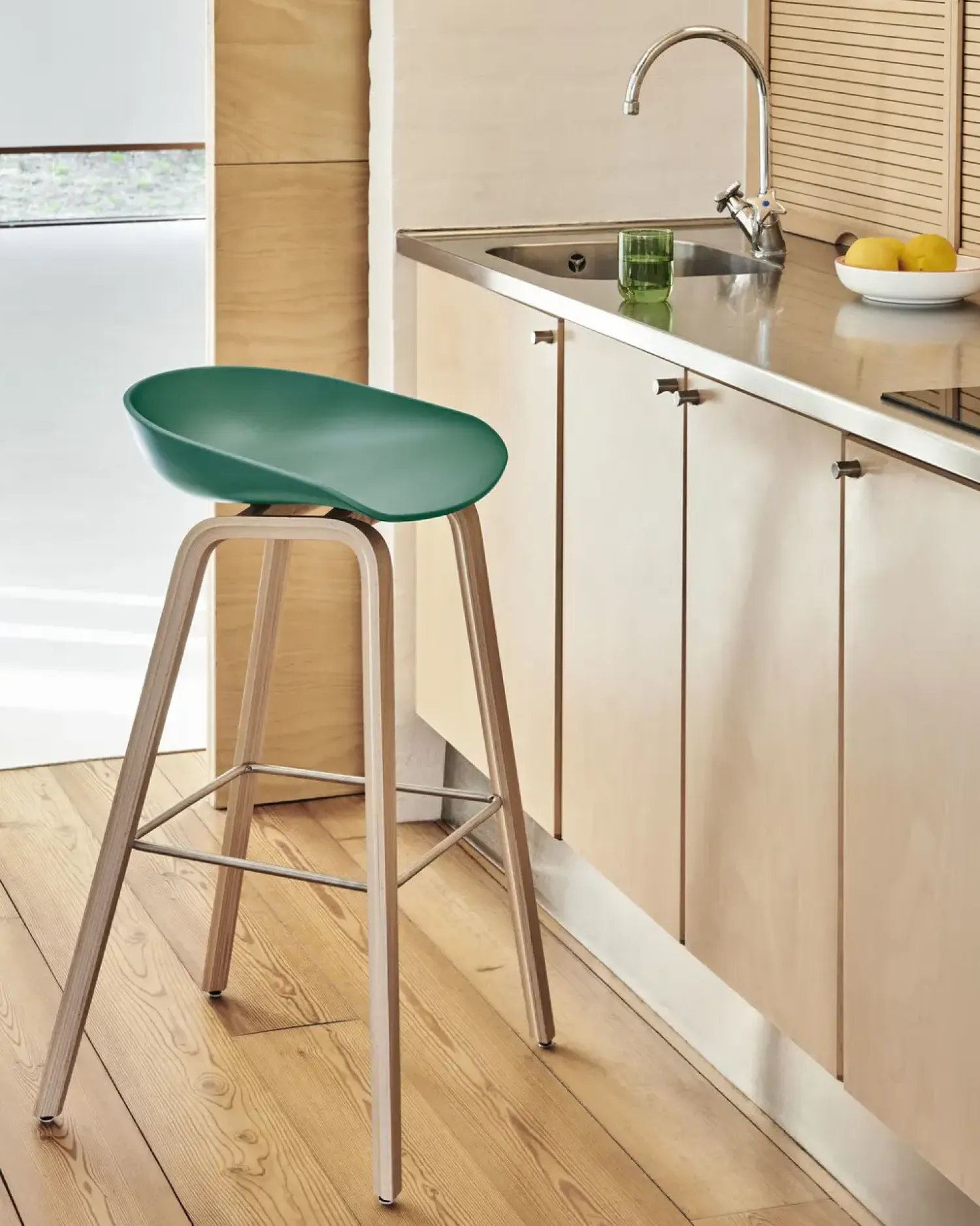 - Barstol - AAS 32 - About A Stool - Melange Cream 2.0 - Ben: eg/vandbaseret lak - Lav model^Hay Discount