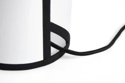 - Bordlampe - Ava Pyramid - Sort/Hvid - H32 cm^Hay Hot