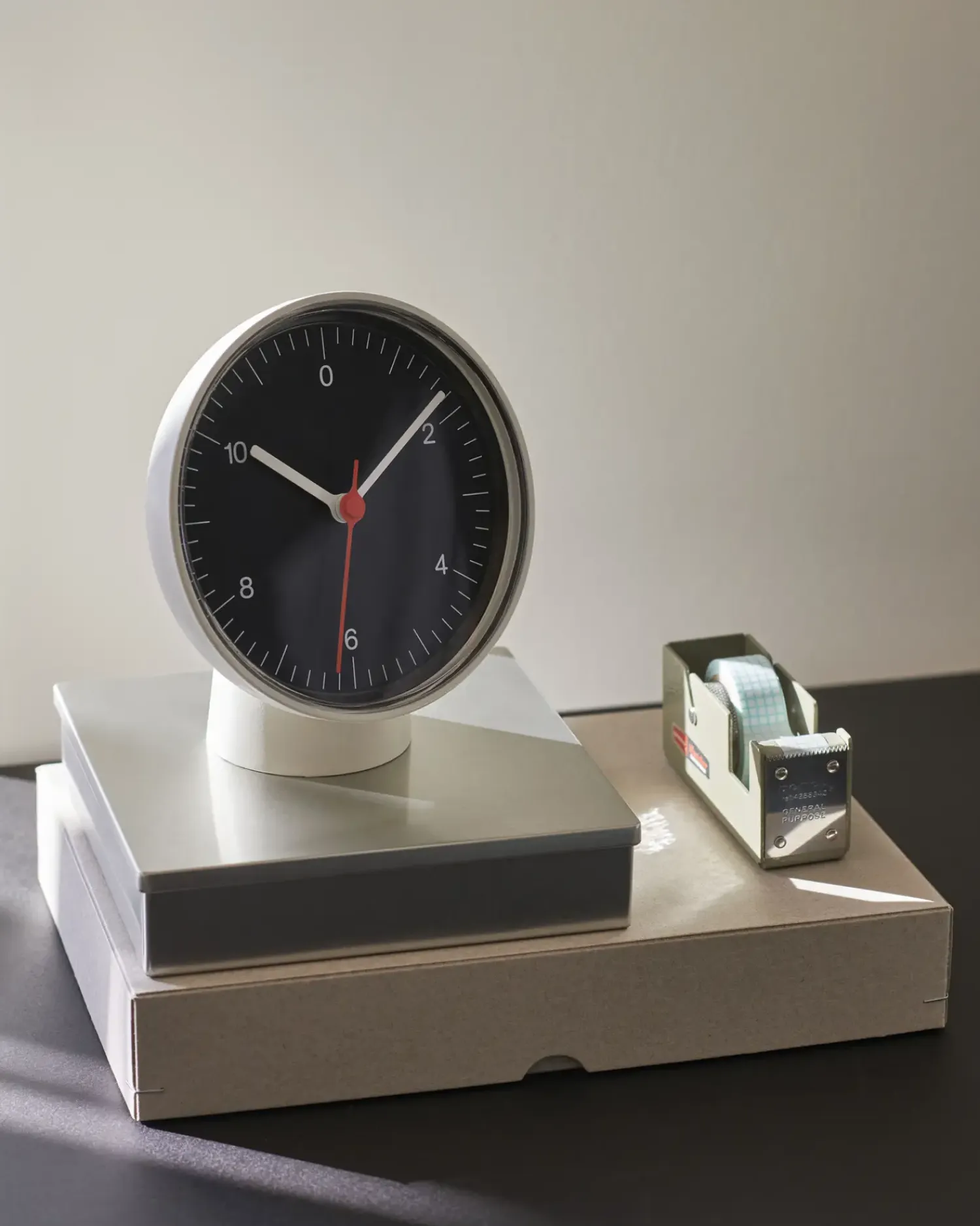 - Bordur - Table Clock - Hvid - H: 14 cm^Hay Outlet