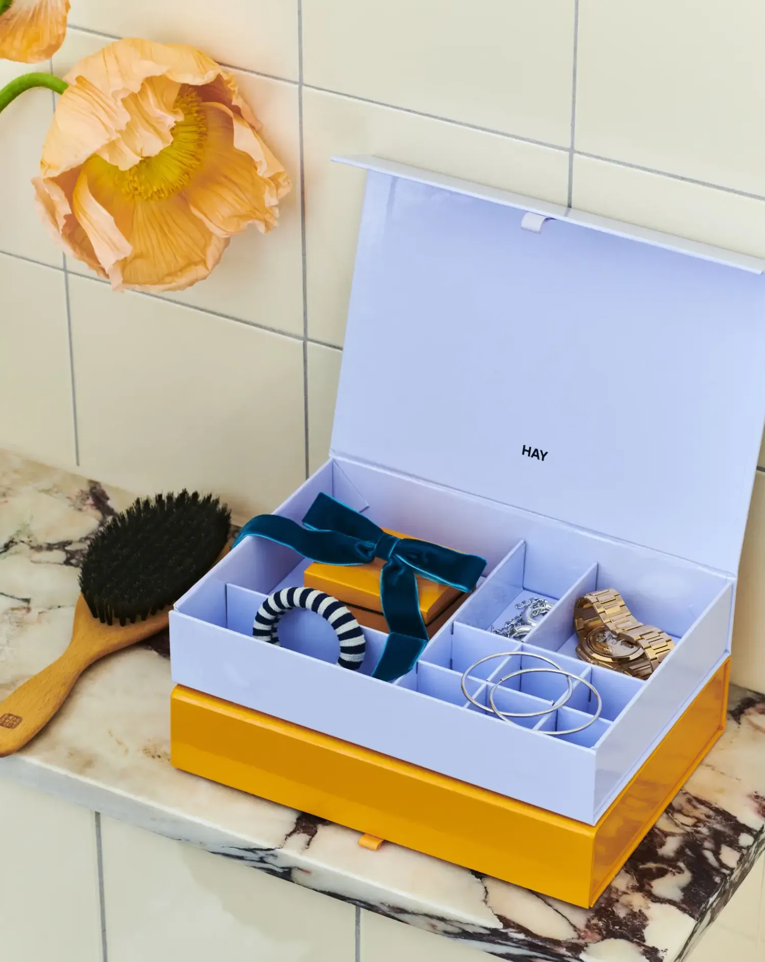 - Colour Storage Jewellery Box - Smykkeskrin - Egg Yolk gul*Hay Clearance