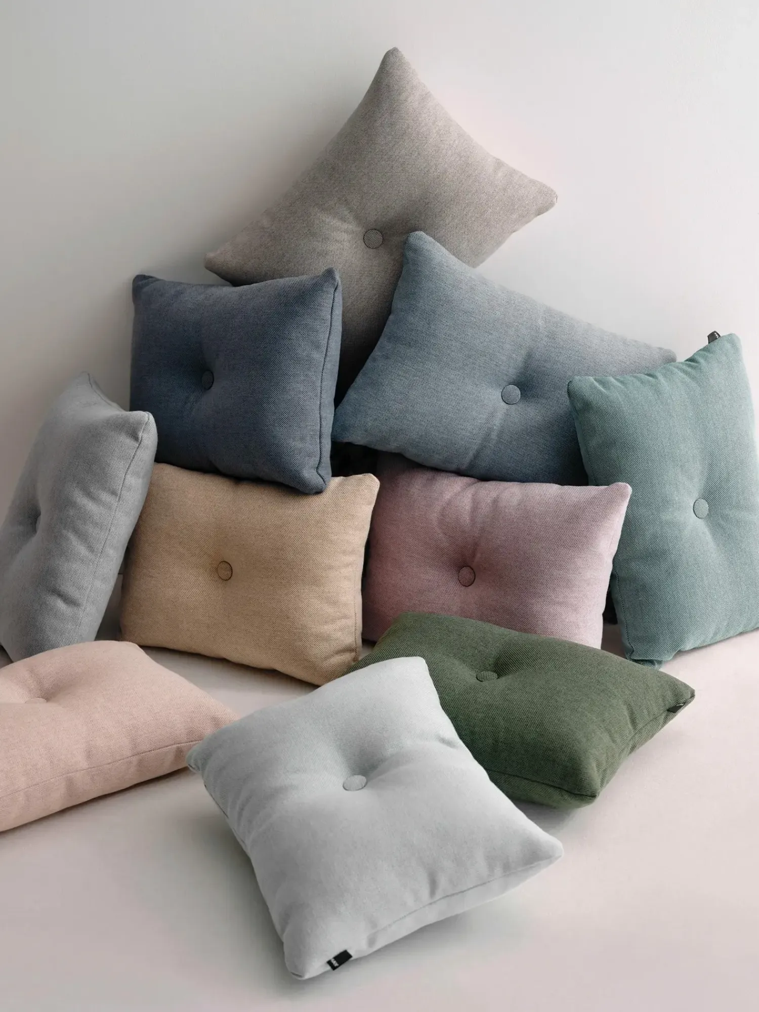 - Dot Cushion - Linen - Pistachio green^Hay Sale