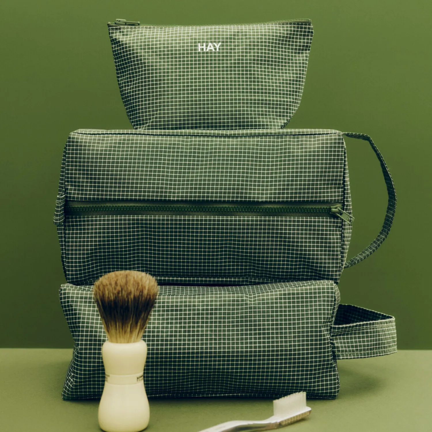 - Grid Pouch - Medium - Mørkegrøn*Hay Discount