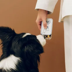 - Dogs Treat Tin - Small - Rød/hvid^Hay Clearance