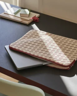 - Laptop Cover - Logo Laptop - Black / Sort*Hay Sale