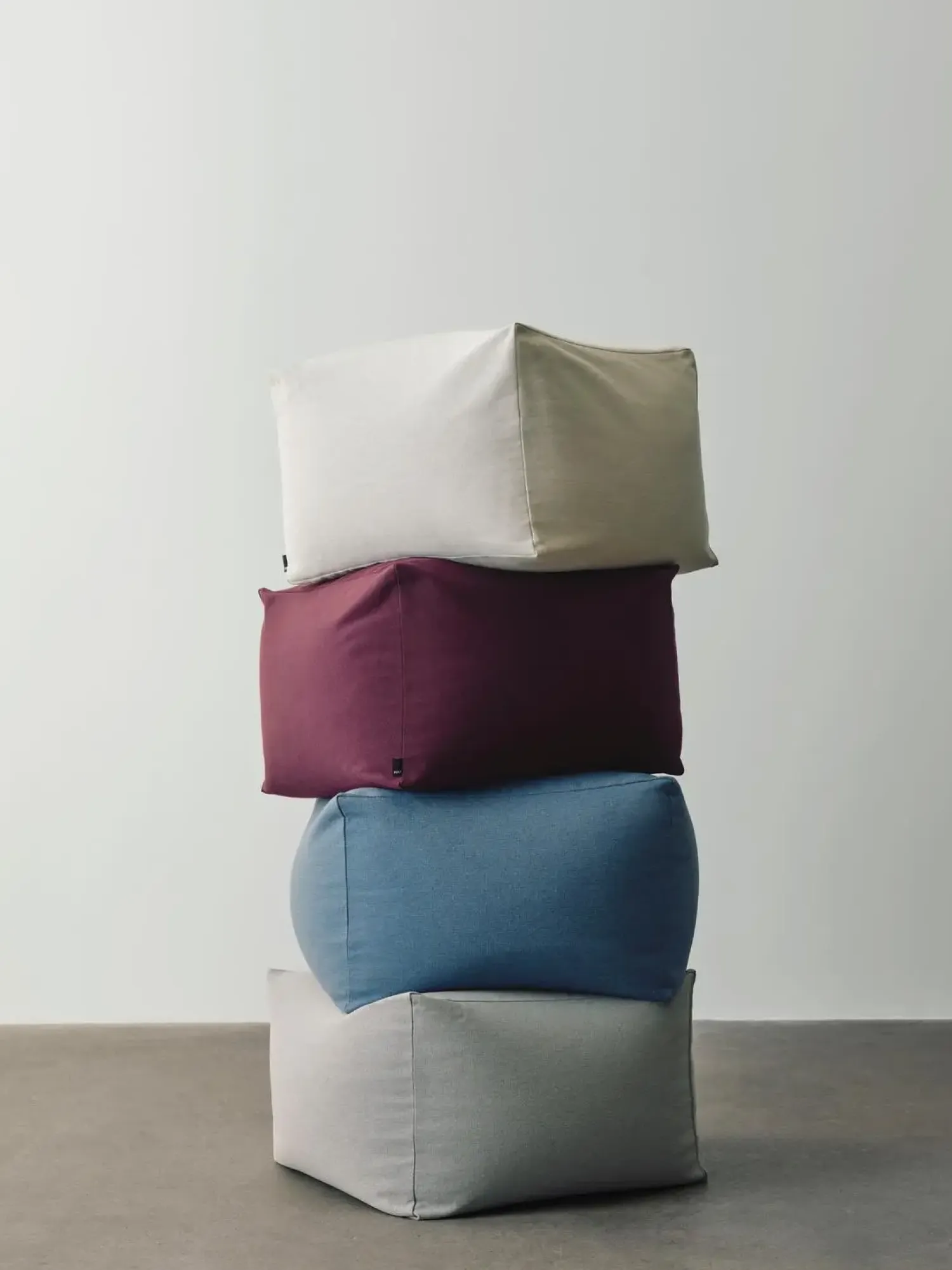 - Puf - Story - Blue - 59 x 59 x 40 cm^Hay Clearance