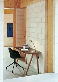 - Skrivebord - CPH90 - Bordplade og Ben i Sort Vandbaseret Lakeret Eg^Hay Online