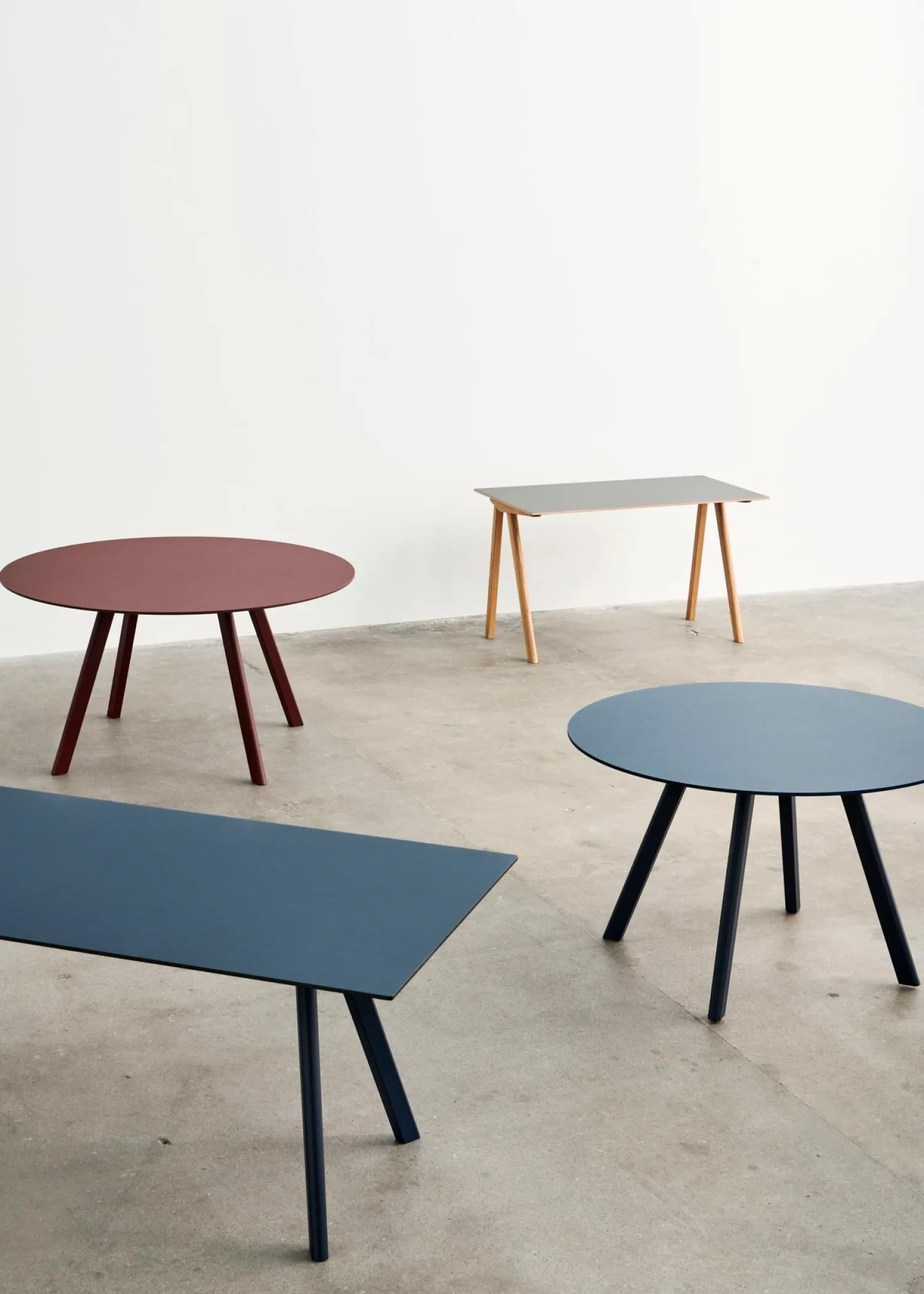 - Skrivebord - CPH90 - Mat Lakeret valnød*Hay Sale