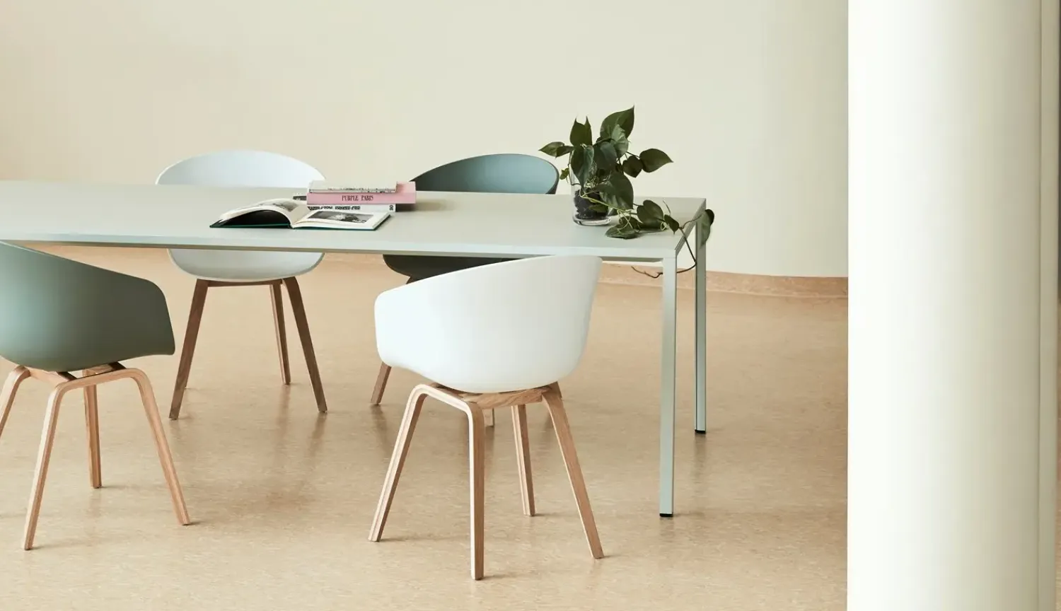 - Spisebordsstol - AAC 22 - About a Chair - Dusty Blue 2.0 - Ben: eg/vandbaseret lak^Hay Outlet