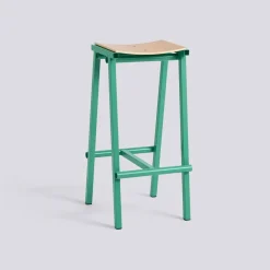 - Taburete 8 Bar Stool - Green Jade - Lacquered Oak Veneer Seat - Høj model 75 cm*Hay New