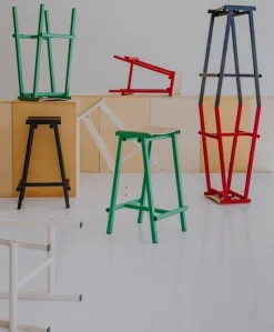 - Taburete 8 Bar Stool - Black - Black Lacquered Oak Veneer Seat - Høj model 75 cm*Hay Hot