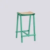 - Taburete 8 Bar Stool - Jade Green - Lacquered Oak Veneer Seat - Lav model 65 cm*Hay New
