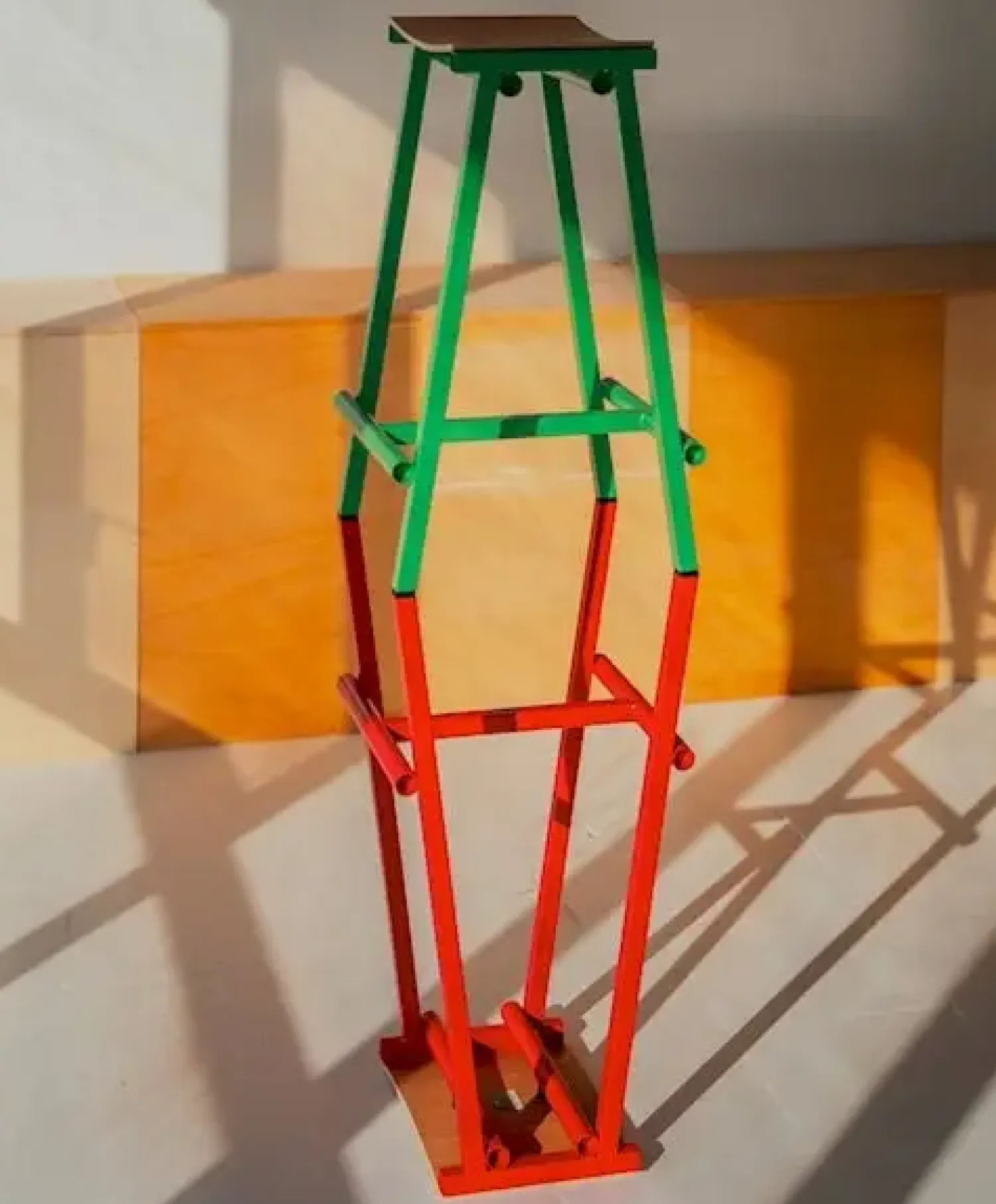 - Taburete 8 Bar Stool - Jade Green - Lacquered Oak Veneer Seat - Lav model 65 cm*Hay New