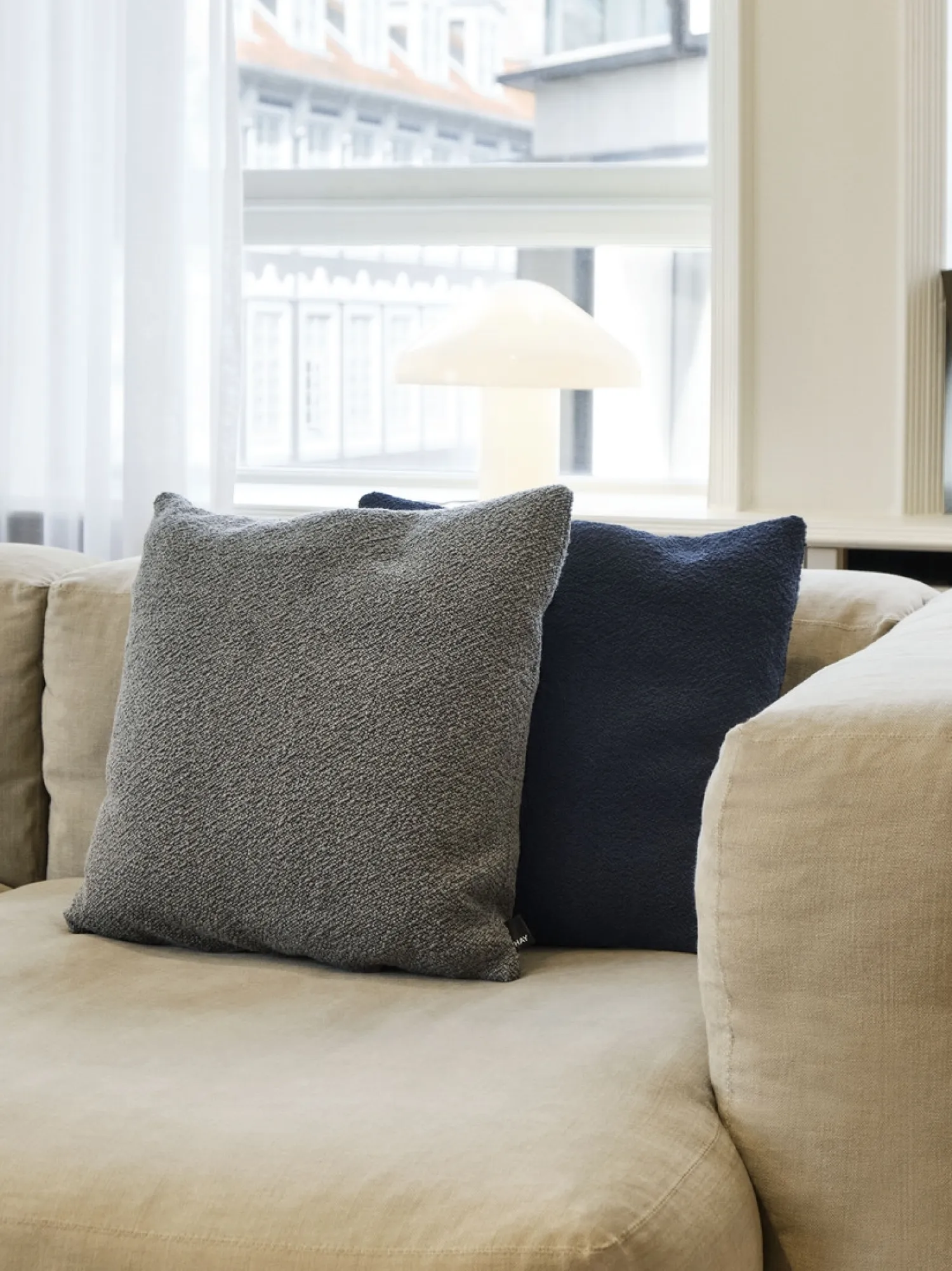 - Texture Cushion - 50 x 50 - Burgundy^Hay Hot