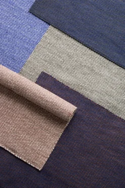 - Tæppe - Moiré Kelim tæppe - Dusk - Sort - 140 x 200 cm*Hay Online