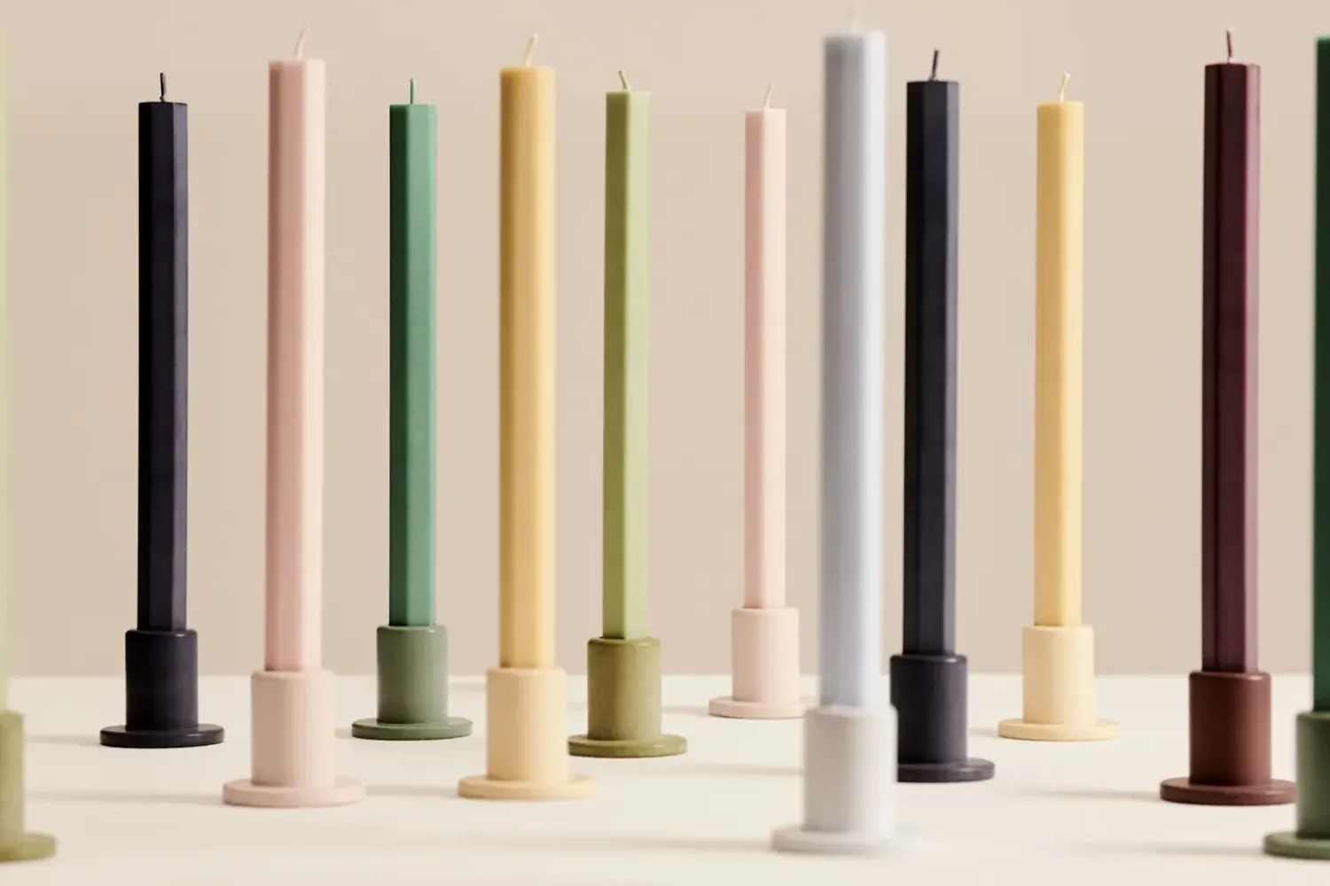 - Tube Candleholder S - Concrete - Lys blå^Hay Best