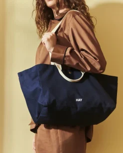 - Weekendtaske - Midnight Blue - H26 x W35.5 x L20 cm*Hay Sale