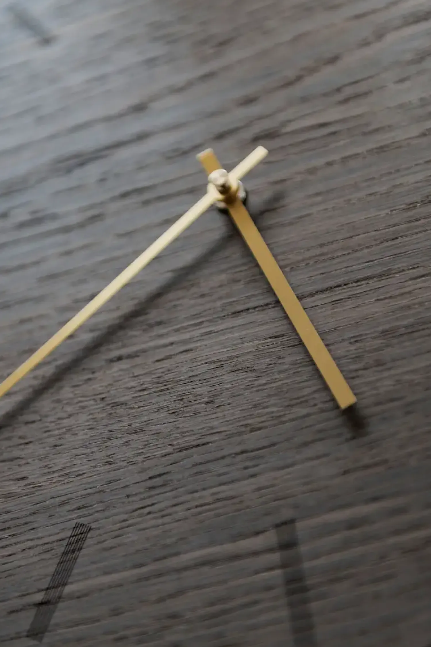 - Vægur - Dark Oak - Mørk Eg/Kobber - Ø38 cm*Hemverk Discount