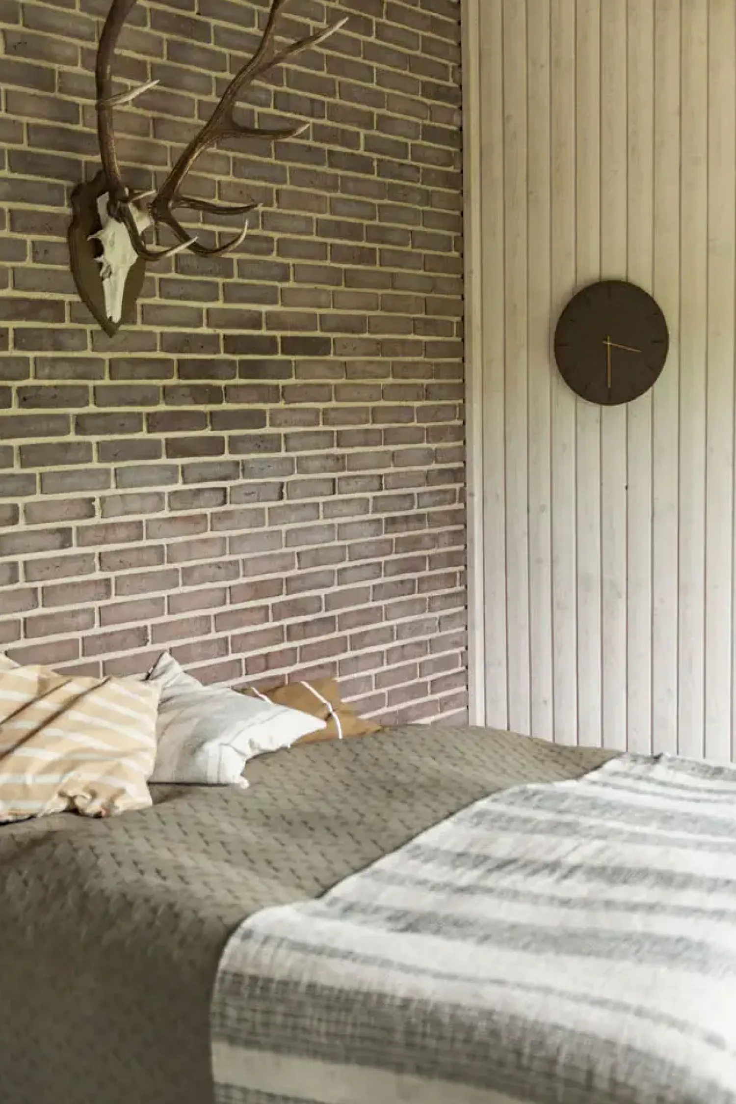 - Vægur - Dark Oak - Mørk Eg/Guld - Ø38 cm*Hemverk Discount