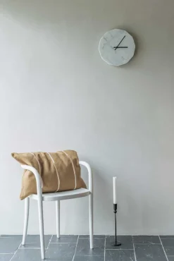 - Vægur - Marble Bianco - Hvid/Sort - Ø28 cm*Hemverk Discount