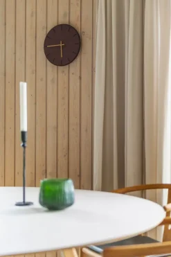 - Vægur - Mørk Eg/Burgundy - Sølv visere - Ø38 cm^Hemverk Clearance