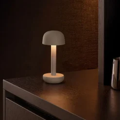 - Bordlampe Two - Beige*Humble Lights Hot
