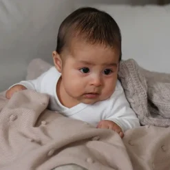 - Tæppe - Knitted Bubble Blanket - Hvid^Jack o Juno New