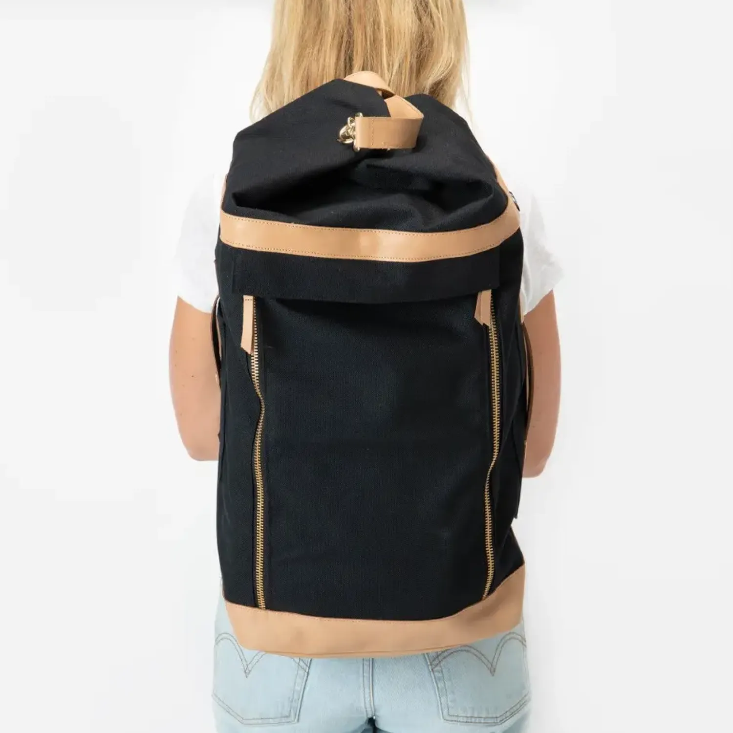 - Rygsæk, Weekend bag - 40 Liter - 28x50x28 cm - Sort med læder^KAOS Best