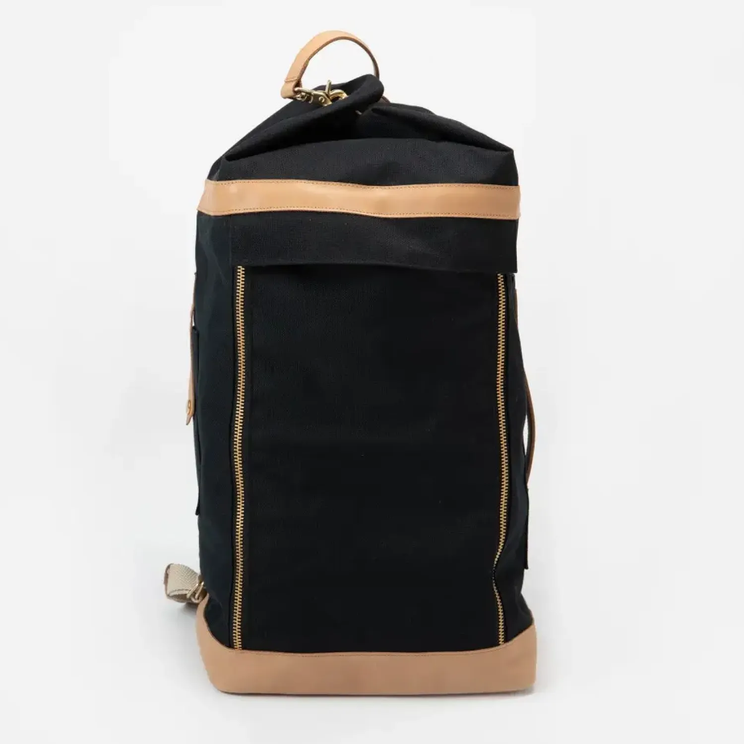 - Rygsæk, Weekend bag - 40 Liter - 28x50x28 cm - Sort med læder^KAOS Best