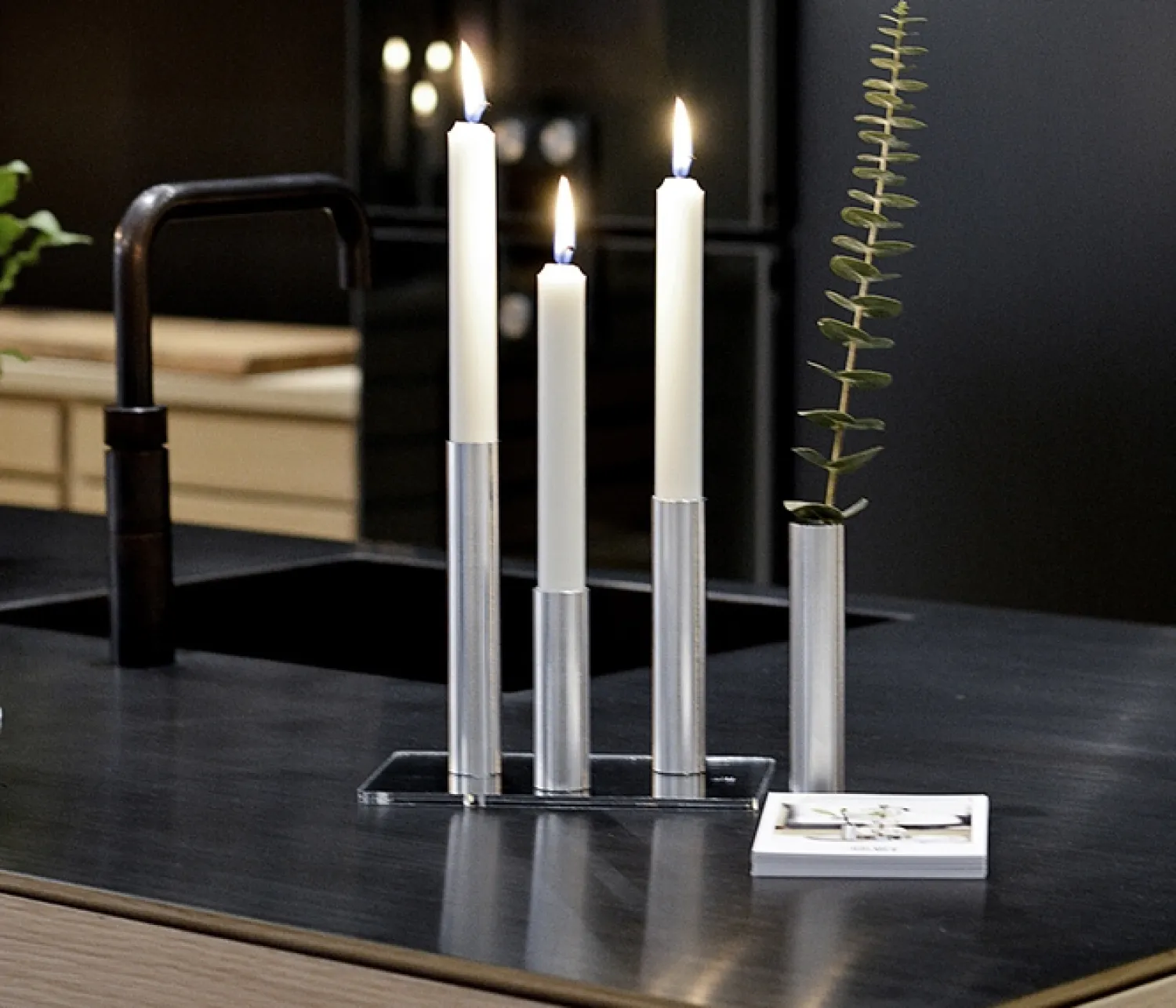 - Slim Light lysetage rustfri stål - Højde 10 cm^Kunstindustrien Online