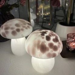 - Mushroom glaslampe LED, lille - Lavendel^La Vida Sale