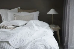 - Fiona pude 50x50 cm. gyldenbrun^Lene Bjerre Outlet