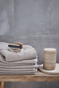 - Molli badehåndklæde 140x70 cm. sand^Lene Bjerre Sale