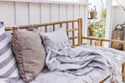 - Olivia plaid 170x130 cm. beige stribet*Lene Bjerre