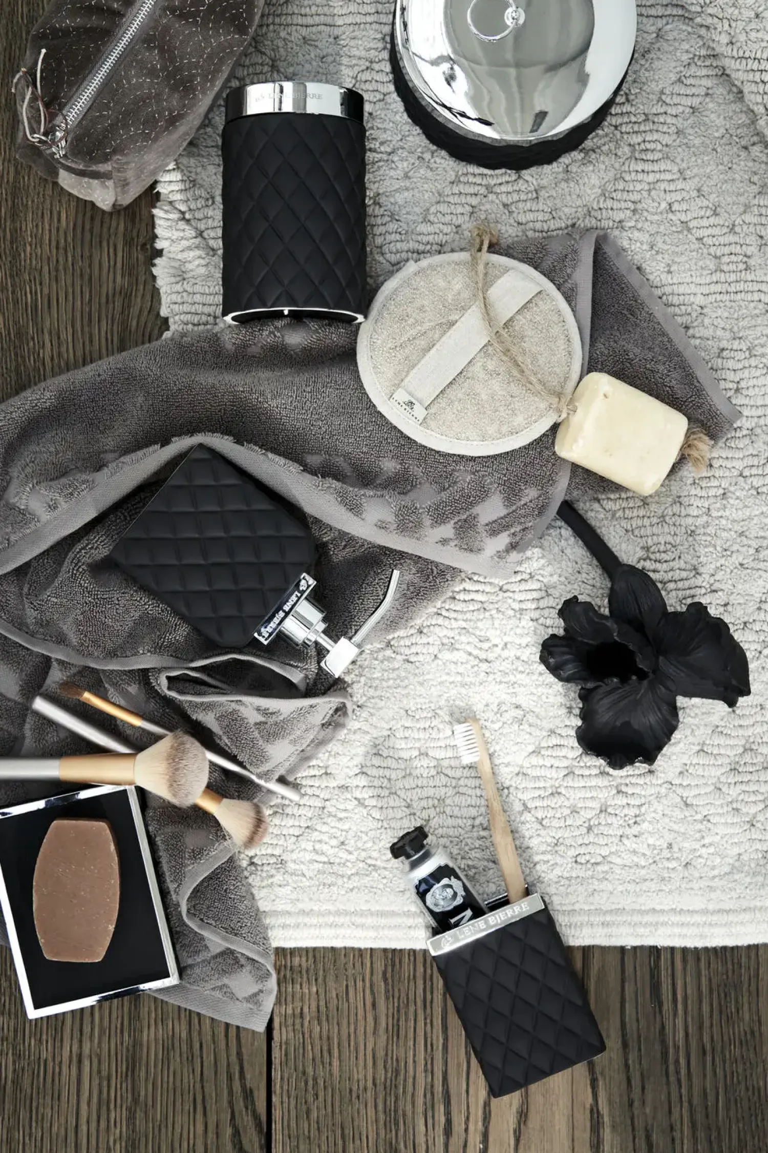 - Portia krukke H9 cm. sort^Lene Bjerre Clearance