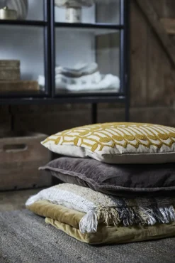 - Ruth pude sand 50x50*Lene Bjerre