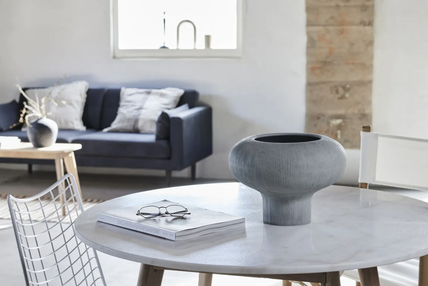 - Samara vase grå D31,5 H22^Lene Bjerre Best