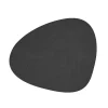 - Dækkeserviet - Table mat curve - Hippo Black Antracite - 37x44 cm^LindDNA