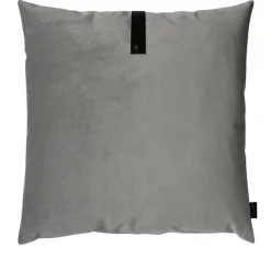 pude - Lysegrå pude i velour 65 x 65 cm^Louise Smærup Clearance